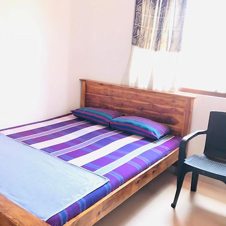 Roshan'S Guest House Хиккадува Номер фото