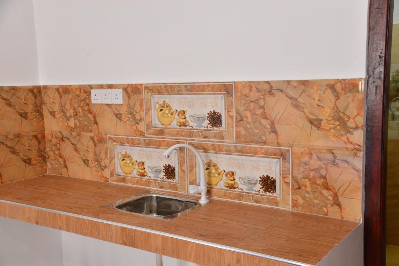 Roshan'S Guest House Хиккадува Экстерьер фото